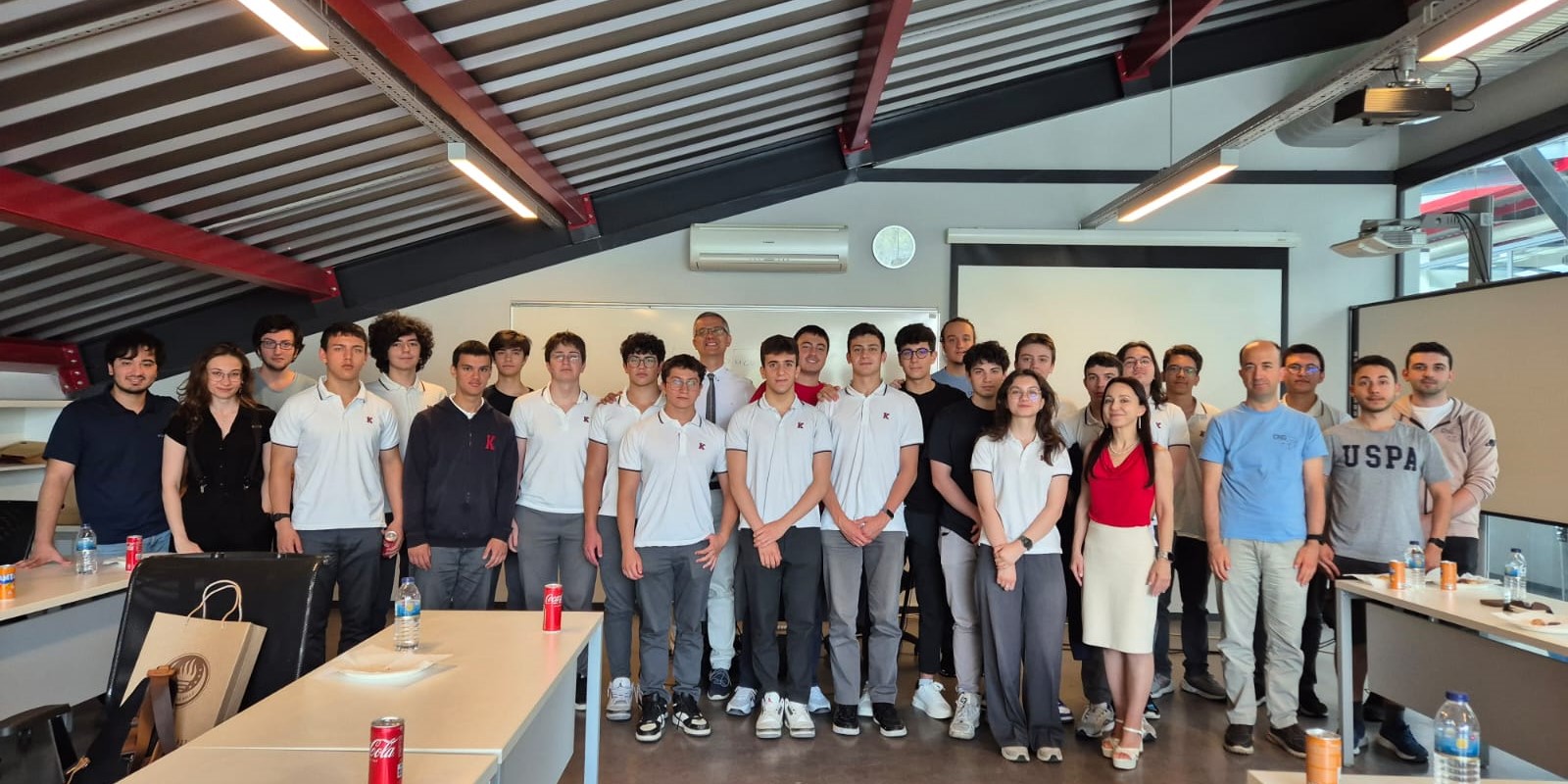 Students from TED Ankara College Visit Our Research Group